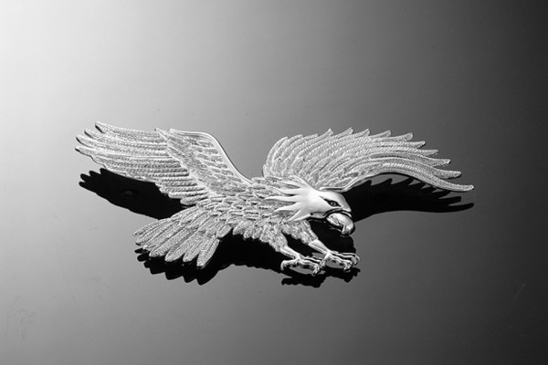 HIGHWAY HAWK Adler mit Flügelschlag, chrom, Größe L